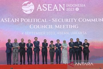 Pembukaan ASEAN APSC Council Meeting di Jakarta