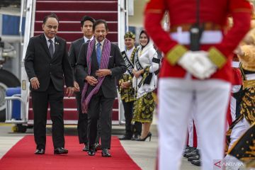 Sultan Brunei Darussalam tiba di Indonesia