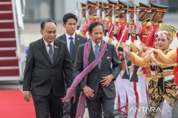 Sultan Brunei tiba di Jakarta untuk KTT ASEAN