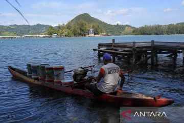 Kebutuhan air bersih masyarakat pesisir Papua