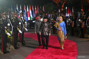 Sejumlah tokoh hadiri Gala Dinner KTT Ke-43 ASEAN