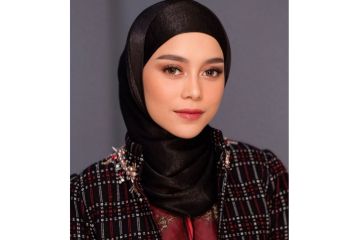 Lesti Kejora menangis bahagia sambut sesi perdana Shopee Live