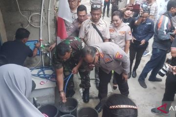 Polres Metro Jakut gandeng berbagai pihak atasi krisis air di Koja