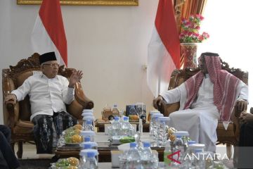 Wapres bahas kerja sama sektor pendidikan dengan Dubes Arab