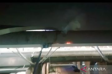 Kantor kereta cepat di Halim Perdanakusuma terbakar