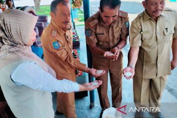 Bulog Rejang Lebong menjamin ketersediaan beras tiga kabupaten