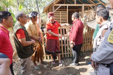 Bupati Karangasem serahkan 13 ribu kg benih jagung hibrida