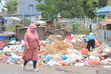 FOTO - Menyaksikan tumpukan sampah di Kota Pekanbaru