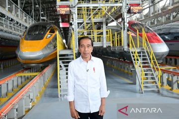 Jokowi tinjau Depo Kereta Cepat di Tegalluar Kabupaten Bandung