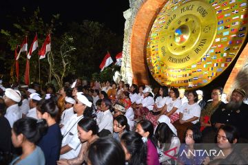 Peringatan Hari Perdamaian Internasional di Bali