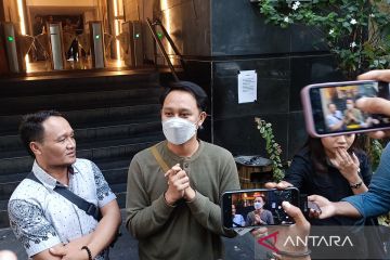 Kriminal kemarin, masih seputar penanganan hukum pelaku film porno