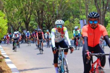 Polres Tapin sukses amankan pesepeda nasional ikuti "Tour de Loksado"