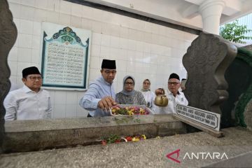 Anies-Muhaimin ziarah ke makam Pangeran Diponegoro di Makassar