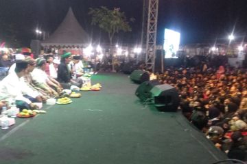 Simpatisan Ganjar Pranowo di Pati menggemakan sholawat