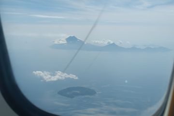 Gempa guguran Karangetang di Pulau Siau terekam sebanyak 35 kali