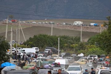 Separuh etnis Armenia di Nagorno-Karabakh eksodus ke Armenia