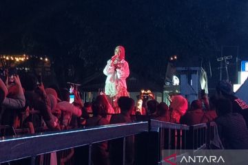 Nisya Sabyan meriahkan puncak HUT Pemkot Palu