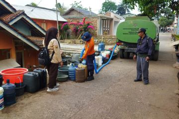 BPBD Garut manfaatkan delapan sumber air untuk disalurkan ke warga