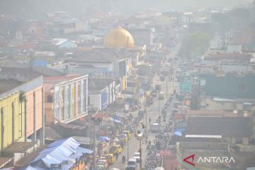 Kualitas udara di Sumatera Barat memburuk