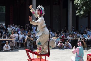 Masyarakat di seantero China rayakan Festival Pertengahan Musim Gugur