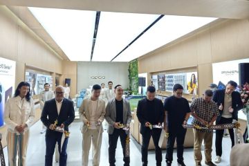 OPPO Experience Store hadir di Summarecon Mall Bekasi