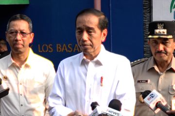 Jokowi: Opsi perpanjangan jabatan Panglima TNI-KSAD masih dalam proses