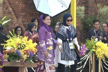 Di TMII, Iriana perkenalkan Indonesia kepada Ibu Negara ASEAN