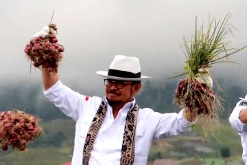 KPK temukan uang puluhan miliar saat geledah rumah Mentan SYL