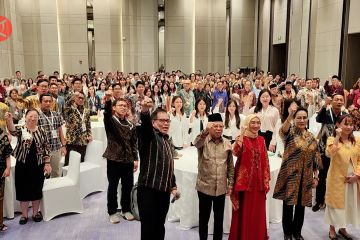 Bertemu diaspora Indonesia di Shanghai, Wapres ingatkan tabayun