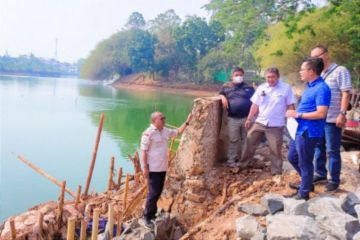 Legislator desak DKI rampungkan turap Waduk Rawa Ambon cegah banjir