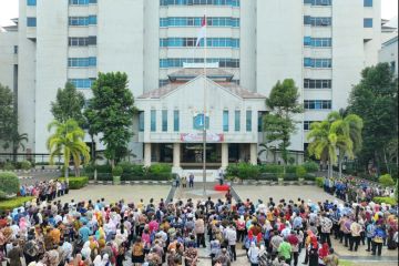 Hari Batik Nasional, Jakut kenalkan kreasi batik