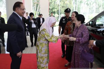 Megawati dan Puan dapat sambutan hangat dari PM Malaysia 