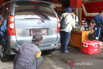 Belasan kendaraan di Jakarta Selatan tak lolos uji emisi