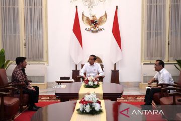 Presiden menerima Syahrul Yasin Limpo di Istana Merdeka