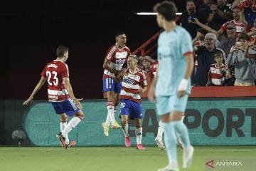 Liga Spanyol: Granada tahan barcelona imbang