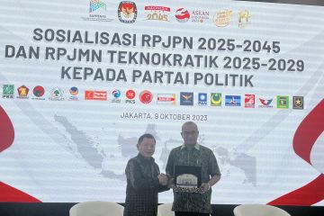 Capres-cawapres harus pahami rencana pembangunan Indonesia Emas 2045