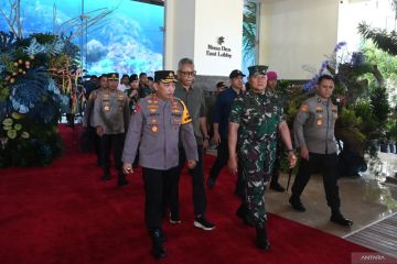 Kapolri dan Panglima TNI tinjau lokasi KTT AIS Forum 2023 di Nusa Dua, Bali