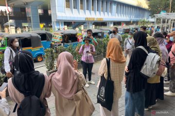 Merangkum sejarah Pasar Baru sejauh 4 kilometer dalam 3 jam