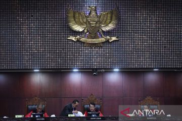 MK tolak permohonan uji materi batas usia capres-cawapres oleh PSI