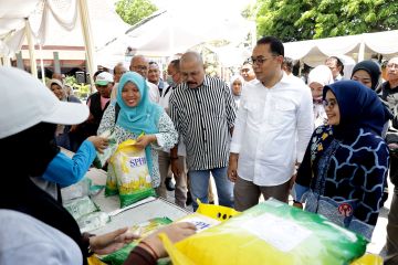 Pemkot Surabaya gulirkan Gerakan Pangan Murah guna tekan inflasi