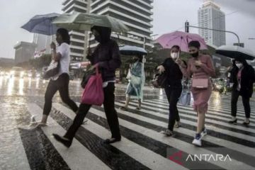 Sebagian wilayah Jakarta akan hujan pada Sabtu siang dan malam