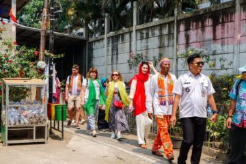 Mahasiswa Rusia kunjungi Kampung Iklim Tanah Abang