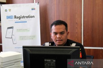 FOTO - Pelayanan registrasi IMEI di Pelabuhan Dumai