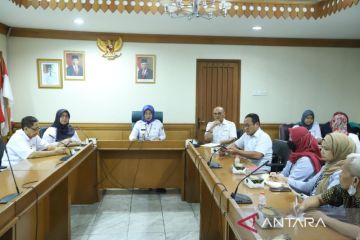 Pemkot Jaktim gandeng dunia usaha galang dana PMI