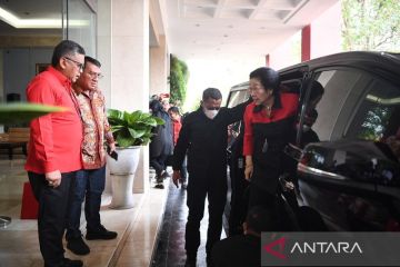 Hasto: Ganjar bersama pasangan deklarasi bersama anak muda di Jakarta