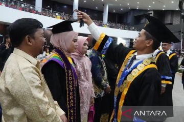 ULM miliki 114 profesor di Wisuda ke-114 