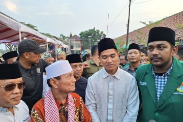 Kaesang sambangi Ponpes Cadangpinggan peringati Hari Santri