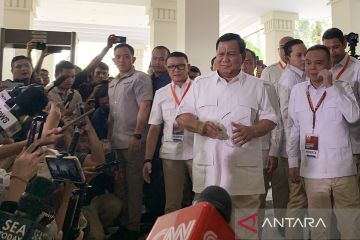 Prabowo bersyukur MK tolak gugatan batas usia maksimal capres-cawapres