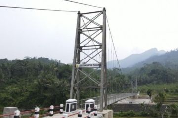 Kementerian PUPR bangun 558 jembatan gantung sepanjang 2015 - 2023