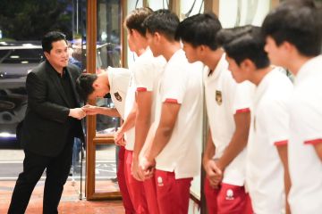 Erick Thohir memberi motivasi para pemain Timnas U-17